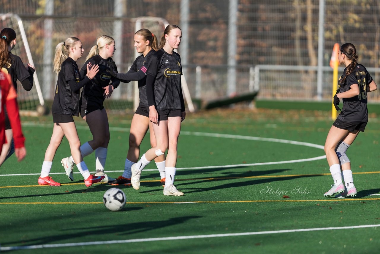 Bild 109 - wBJ VfL Pinneberg2 - Eimsbuttler TV 3 : Ergebnis: 5:0